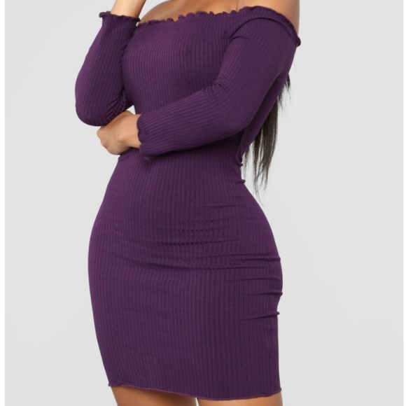 iris Dresses & Skirts - Ribbed off the shoulder dress